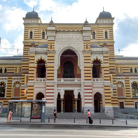 Behind The Parliament Building Apartment Tbilisi Exterior photo